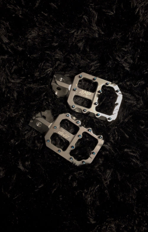 Aluminum pegs